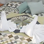 Tusculum In * بينز