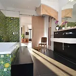 فيلة Tusculum In *