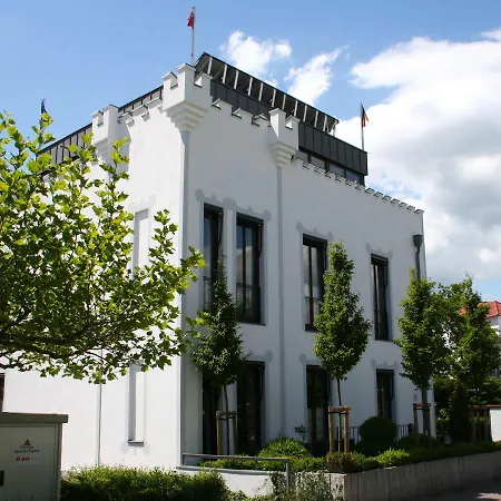 Villa Tusculum In *